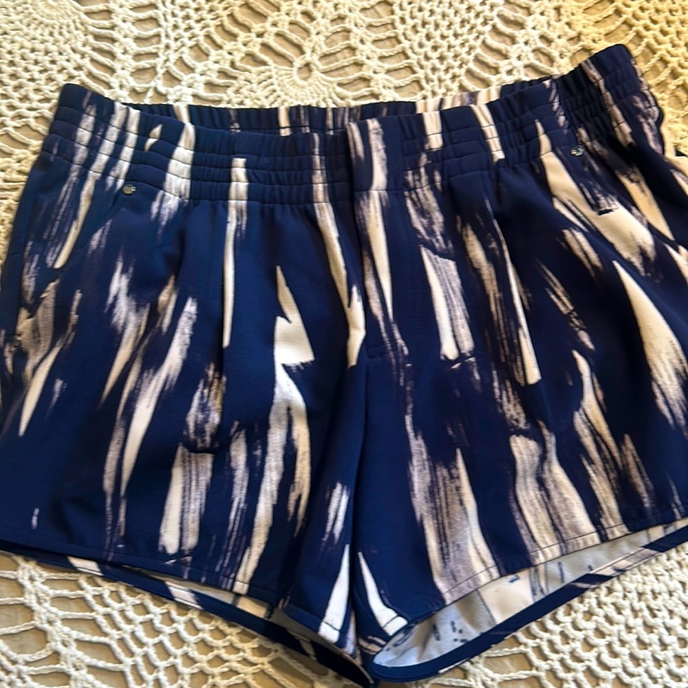 Calvin Klein dressy shorts. Size S/P
